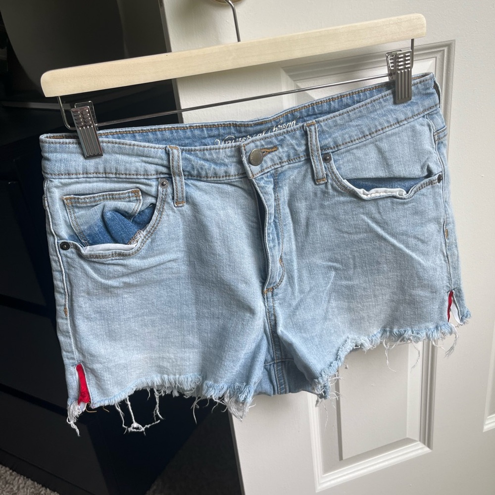 Universal Thread 12/31 Jean Shorts